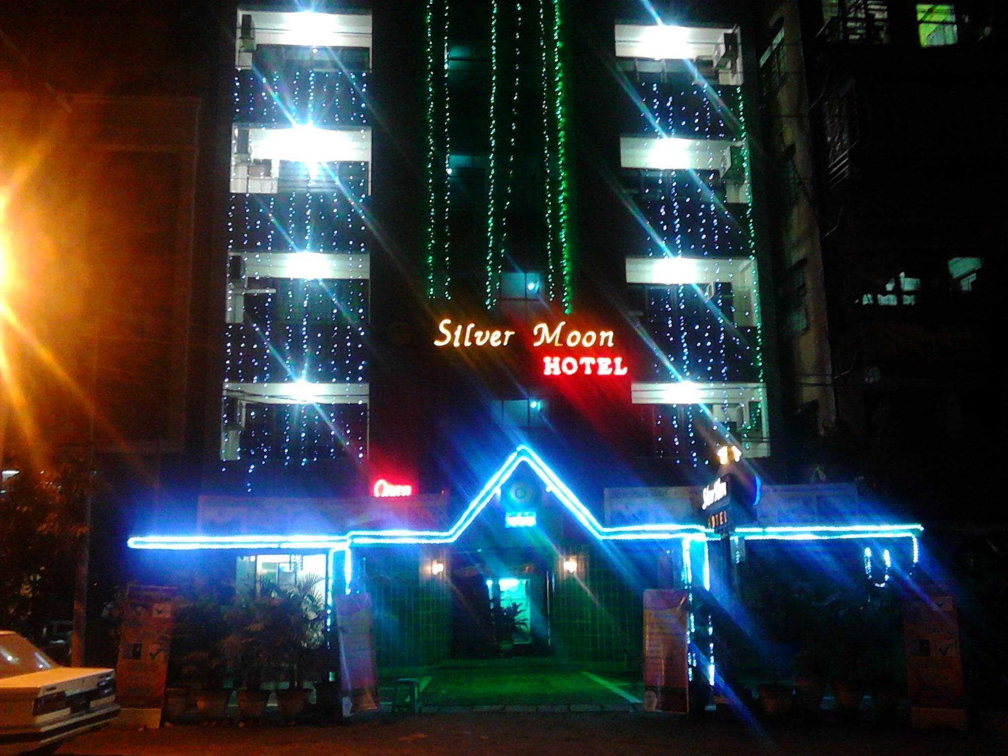 Silver Moon Hotel Γιανγκόν Εξωτερικό φωτογραφία