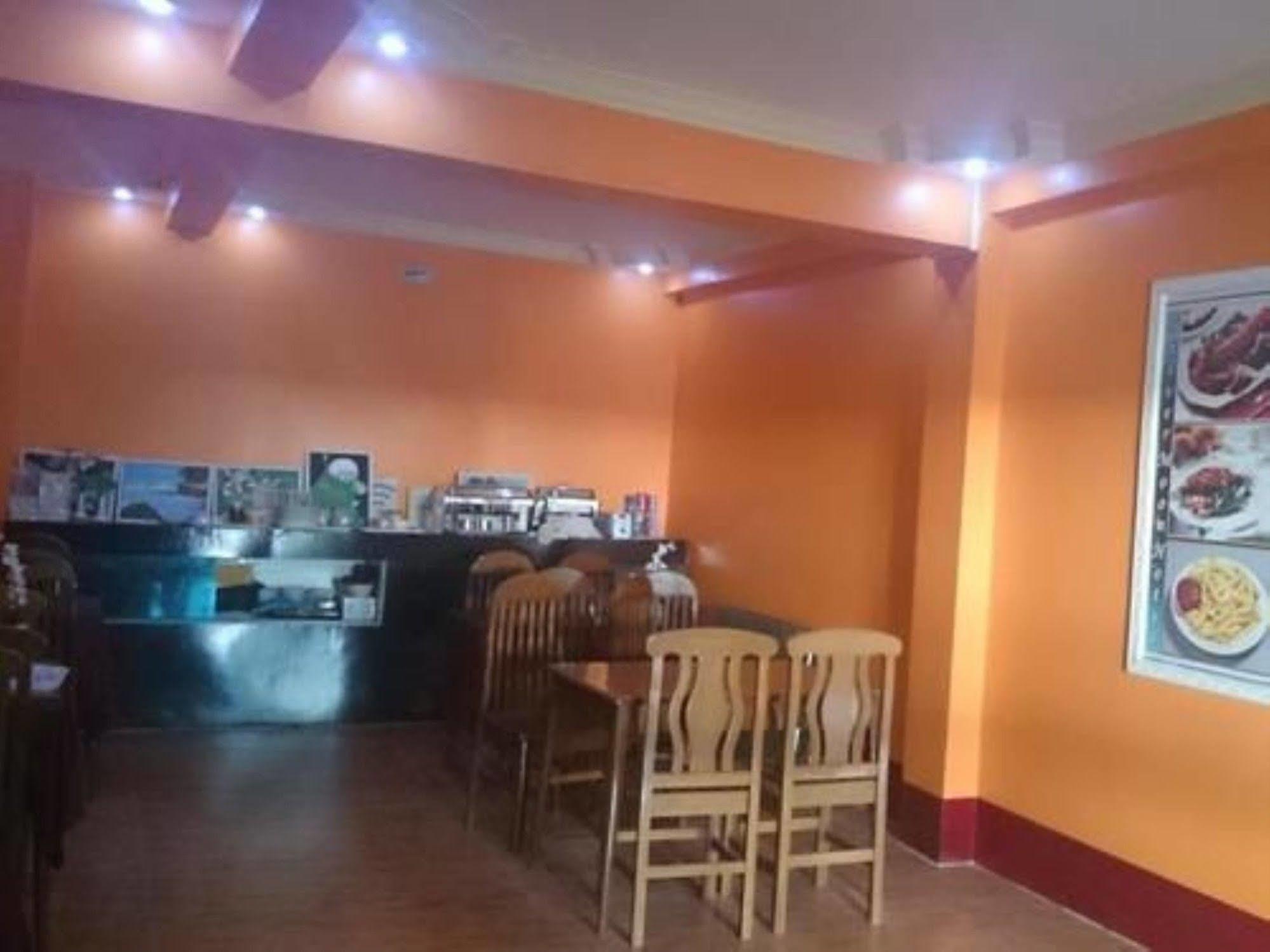 Silver Moon Hotel Γιανγκόν Εξωτερικό φωτογραφία